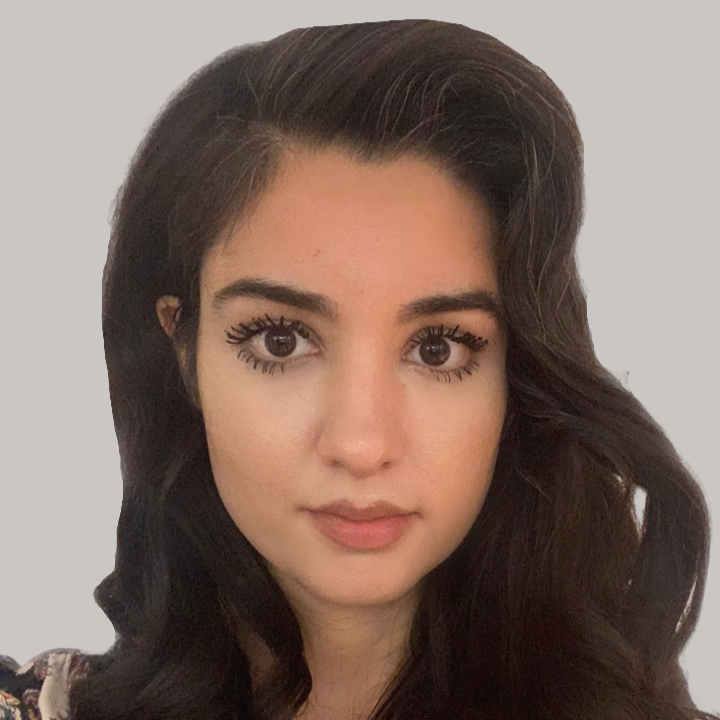 Ein Foto vom Referent für PR & Projekte Esra Ünal